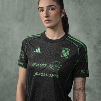 Camiseta Tigres UANL Tercera Mujer 2025